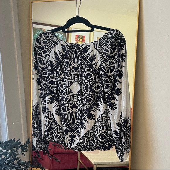 Alice + Olivia Longsleeve Tie Blouse - Picture 2 of 4